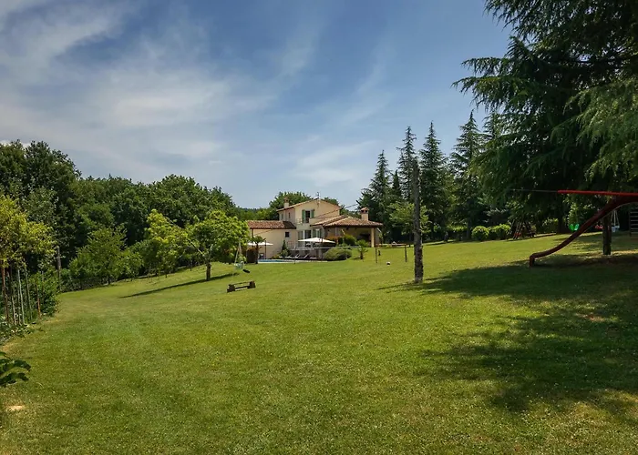 Braide 펜션 모토분